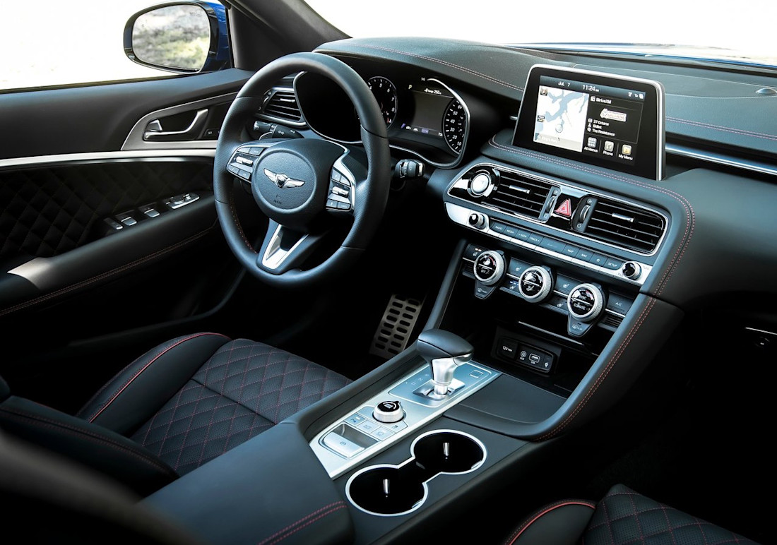 Genesis-G70-2019 interior