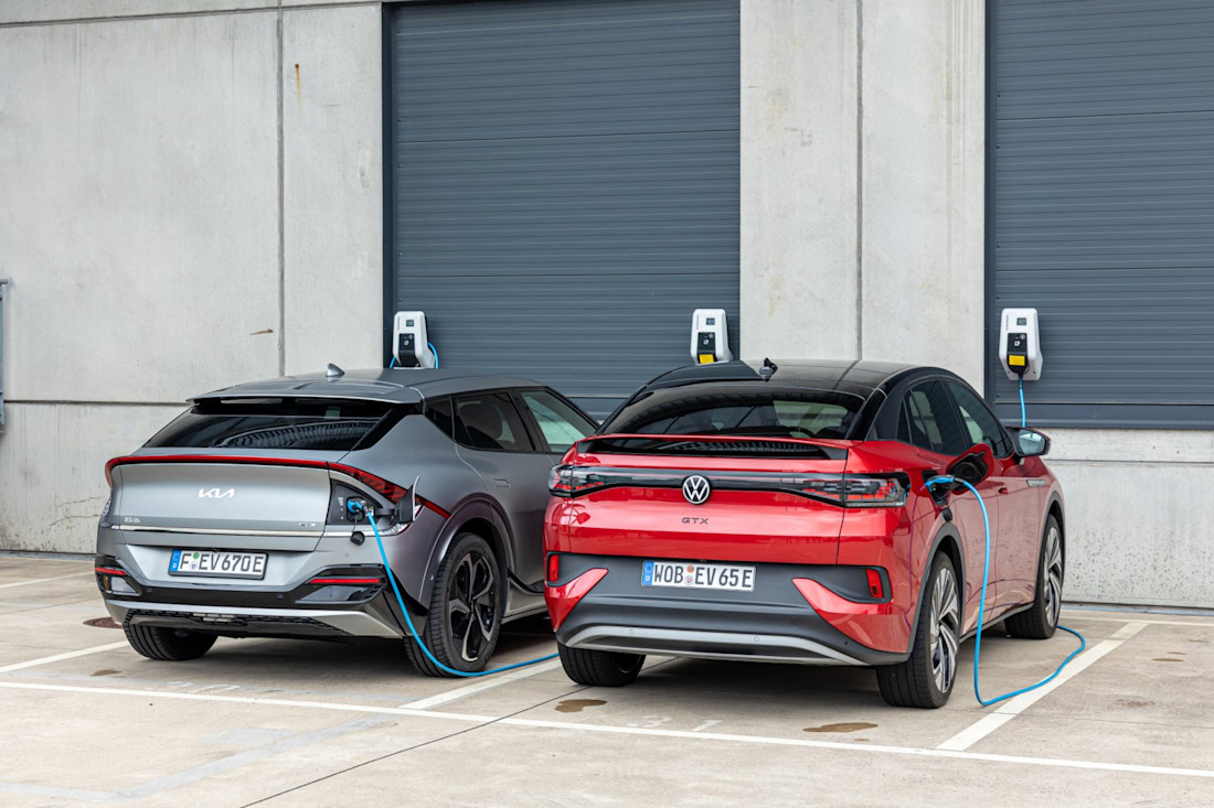 test-kia-ev6-en-volkswagen-id5-2022-10.jpg