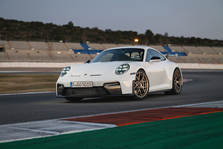 Editorial 2025 porsche 911 gt3 fd di 250128 18