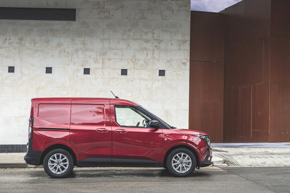 ford transit courier 444