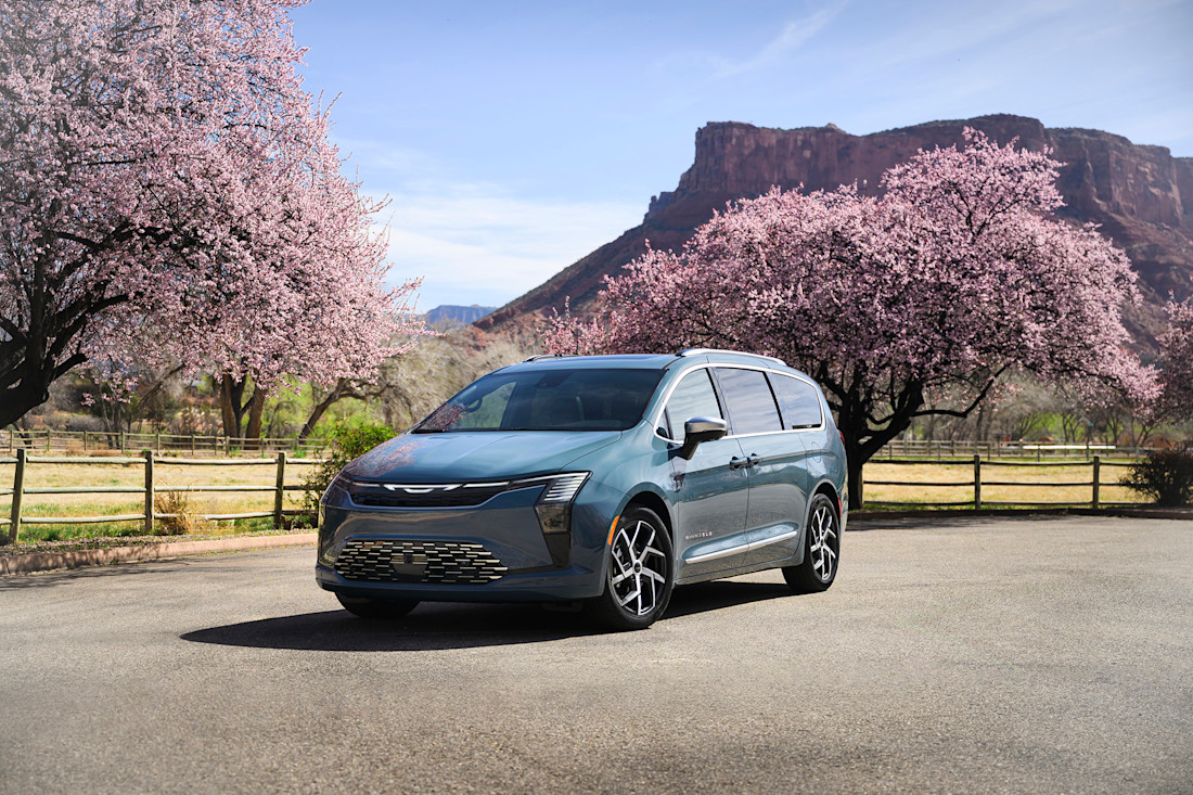 2027 Chrysler Pacifica - NF - Chrysler - 260401 - 7
