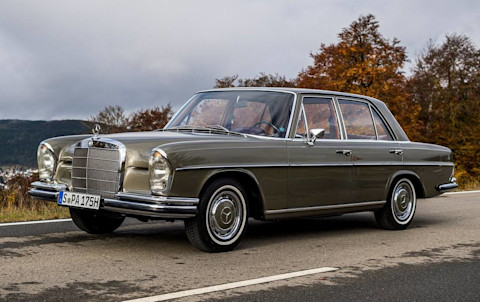 Mercedes-Benz 250