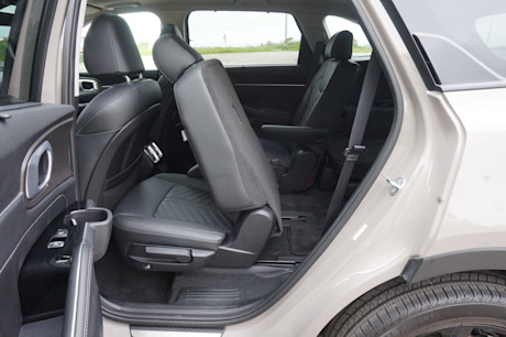 Editorial 2024 kia sorento x line limited jl 37
