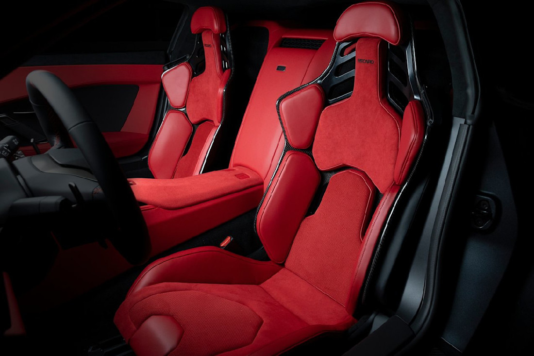 Toyota-GR-GT-Concept-2025 (5).jpg