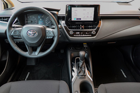 Editorial 2023 toyota corolla le upgrade td 230623 18 jm