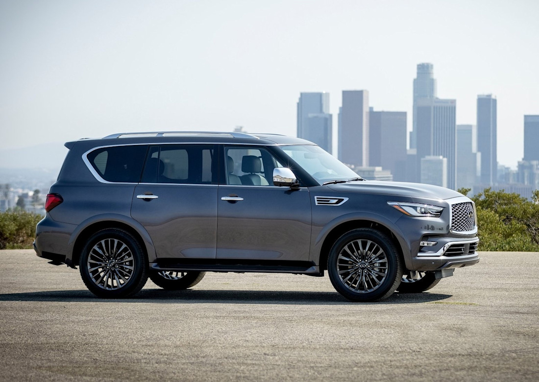 infiniti-qx80-side