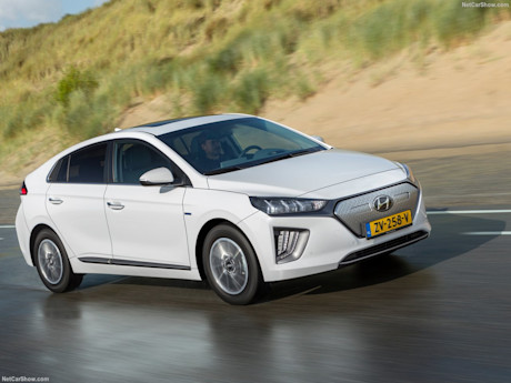 How Far Have Electric Cars Come in the Past 15 Years? Body Image