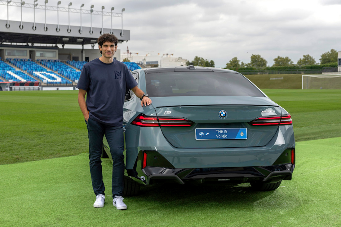 BMW Real Madrid 24-25 (26).jpg