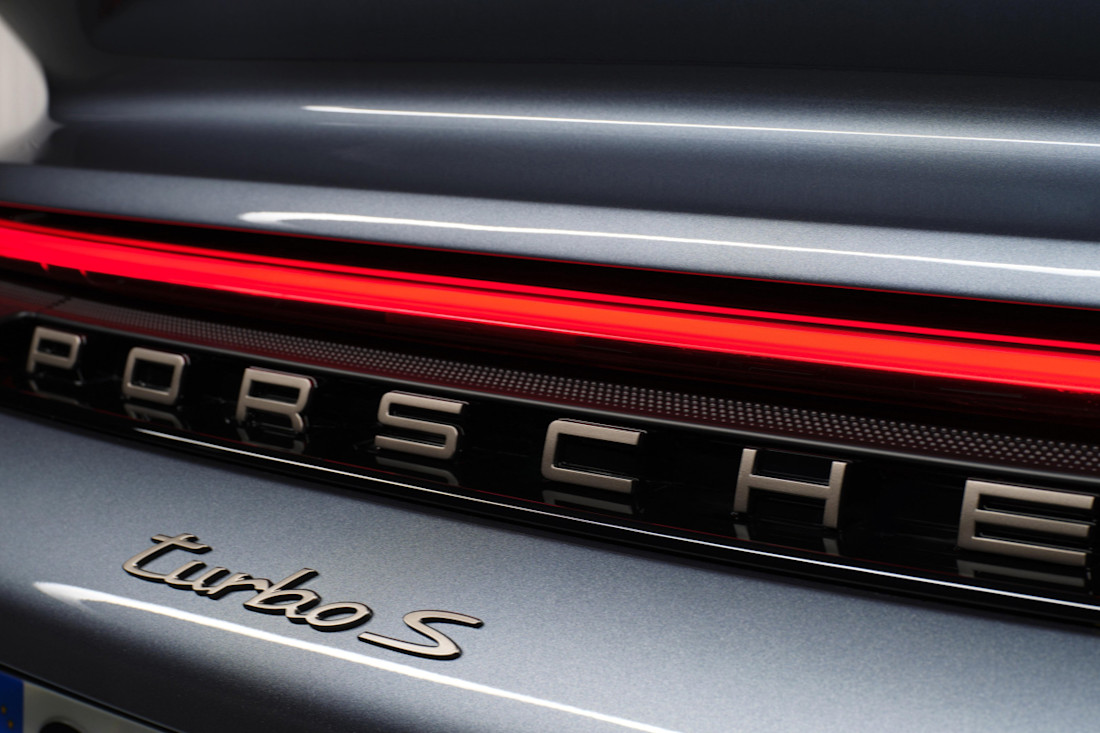911_TurboS_detalle.jpg