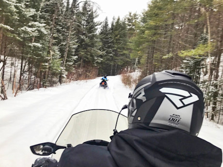 Editorial snowmobiling 101 26 dw