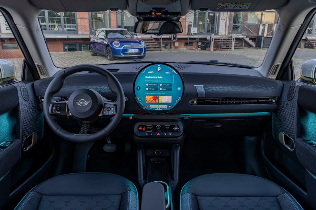 mini_cooper_e_interieur