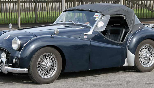 Triumph TR2