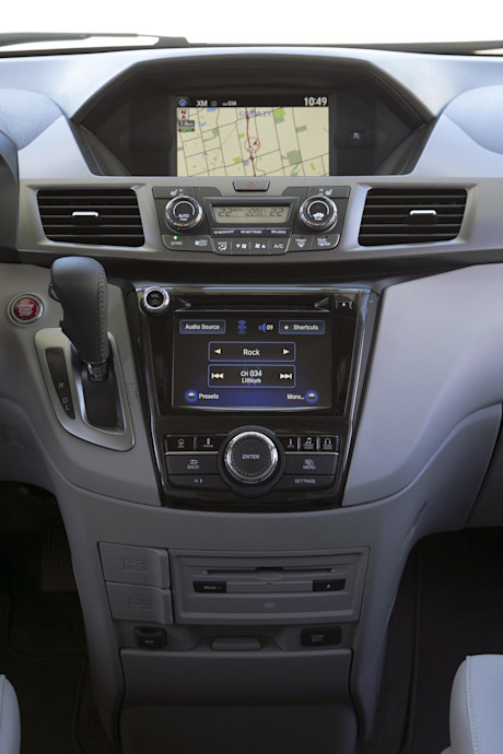 Editorial 2015 honda odyssey touring jw 12