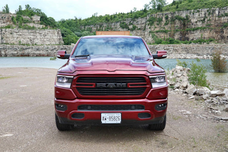 Editorial 2019 ram 1500 sport 01 jm