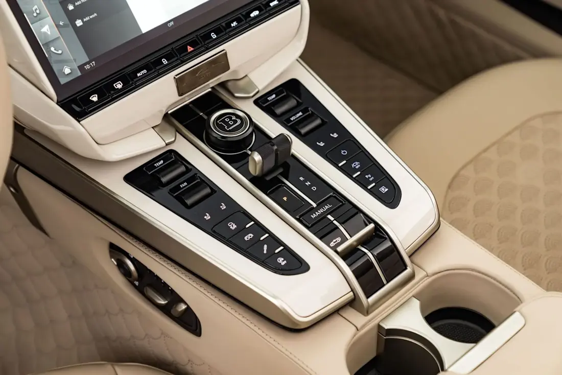 Brabus-Bodo-Cabriolet-2026-interior (2).jpg
