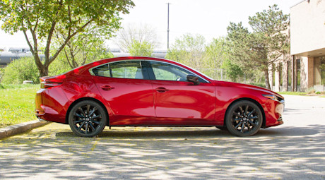 Editorial 2021 mazda3 gt turbo awd 05 sm
