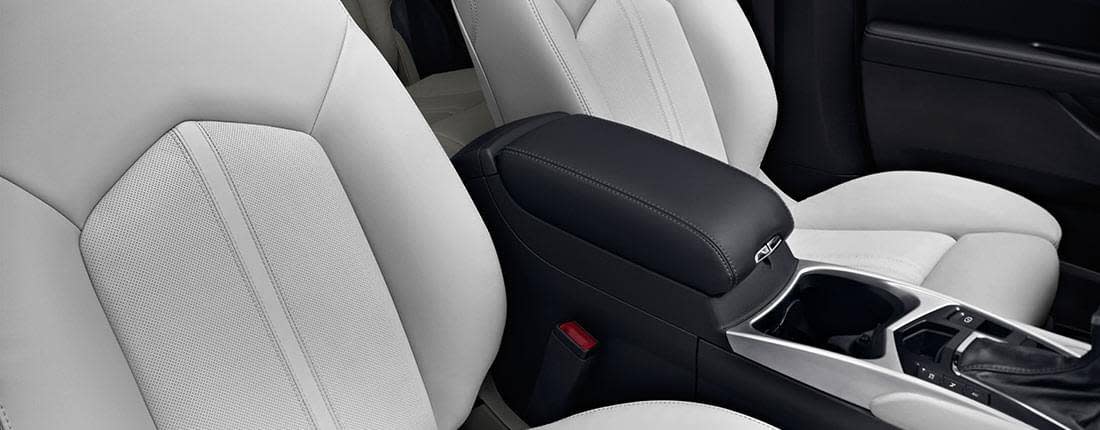 5q989OKuaE0tUyrRAF77it-6a7da18fa777a54aac856cfa6bf840c7-cadillac-srx-l-03-1100