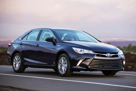 Editorial 04a 2015 toyota camry hybrid