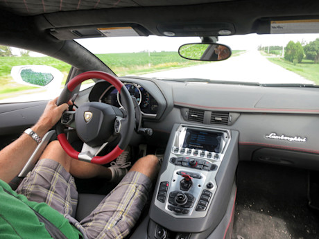 Editorial 09 pb 2014 lamborghini aventador lp700 4