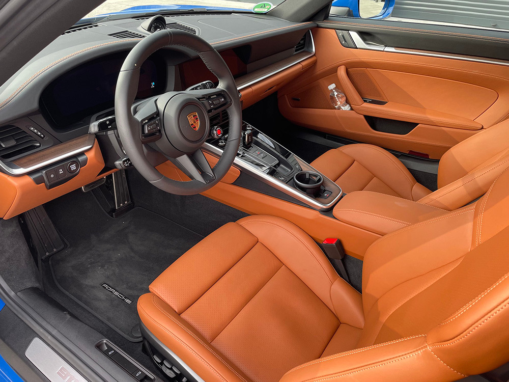 Editorial 2025 porsche 911 gts fd pb 240702 3