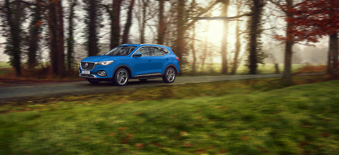 MG ajoute un moteur essence classique à la gamme du HS