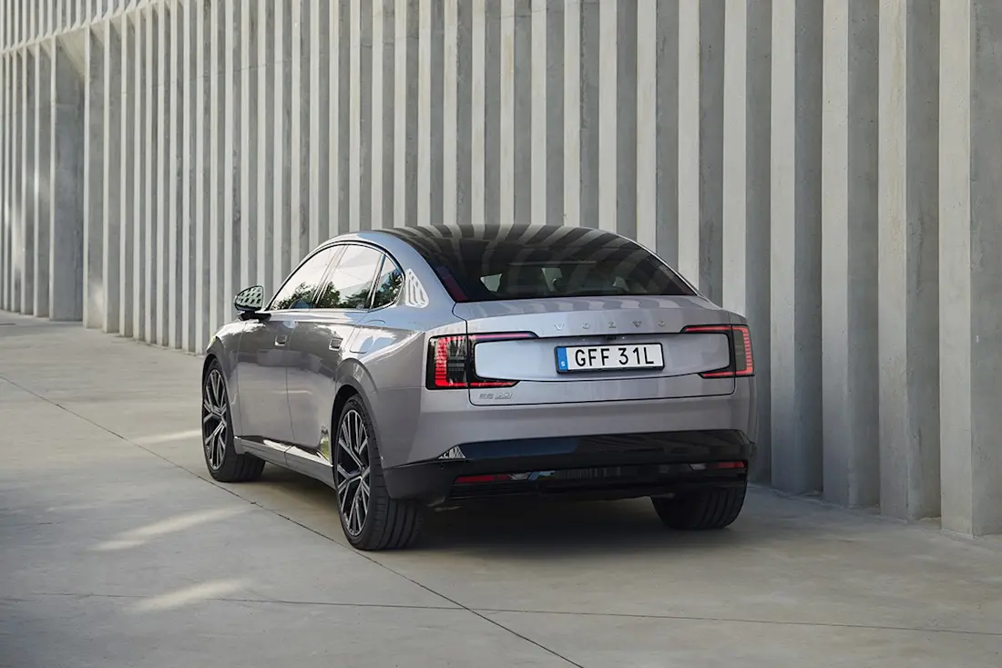 BEBE20251023 Volvo ES90 02