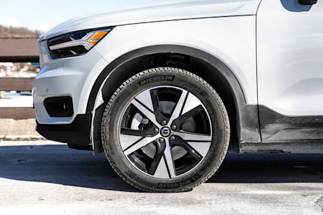 Editorial 2021 volvo xc40 recharge p8 awd 11 jw