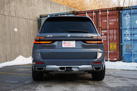 Editorial 2023 bmw x7 xdrive40i 09 jl