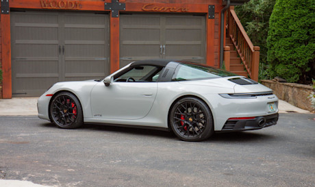 Editorial 2022 porsche 911 targa gts 04 lw