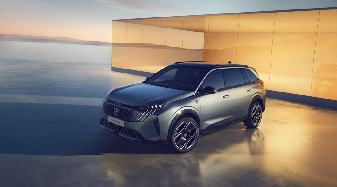 zevenzits-peugeot-e-5008-is-3x-riant-met-ruimte-actieradius-en-garantie-2024-13.jpg