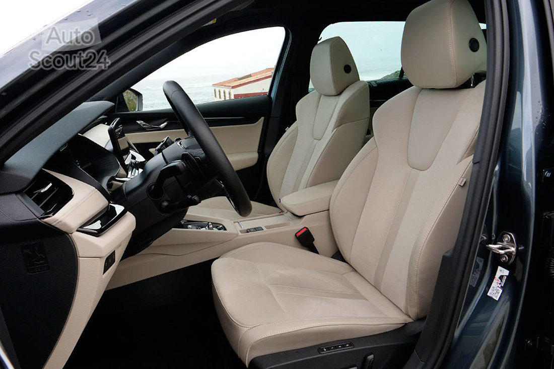 Prueba nuevo Skoda Octavia Combi 2.0 TDi 2020 Ruben Fidalgo (18).jpg