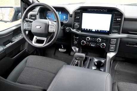 Ford F-150 XLT 2024 : essai routier Body Image
