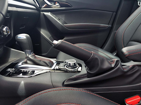 Editorial 2016 mazda3 gt gw 28