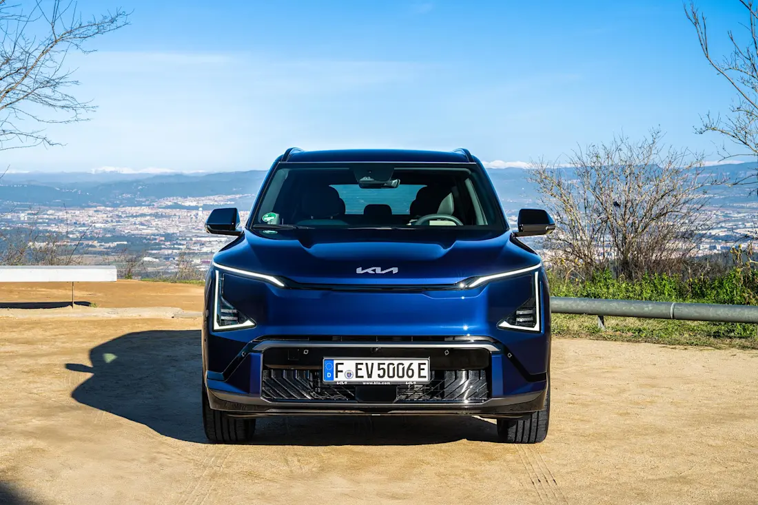 kia ev5 gtl kickoff26 dark-ocean-blue-metallic-003