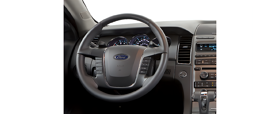 Ford Taurus 2011 6