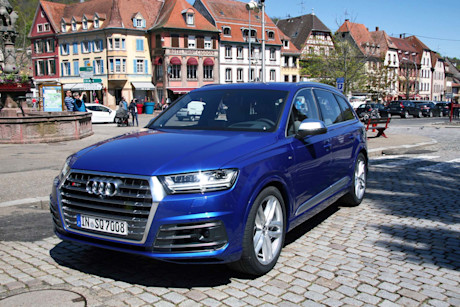 Editorial 2017 audi sq7 lw 03