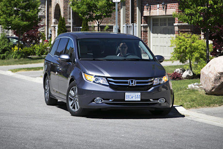 Editorial 2015 honda odyssey touring jw 01