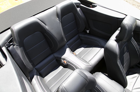 Editorial 2015 ford mustang gt convertible premium jw 30