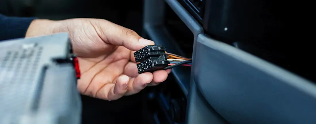 ADV-138 - ISO stekker