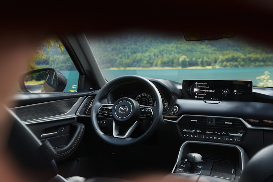 mazda-cx-60-2025-interior (1).jpg