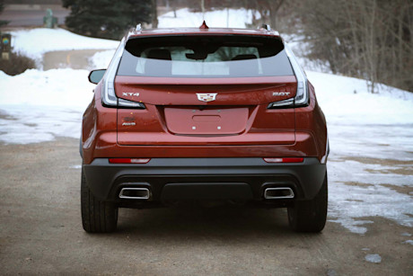 Editorial 2019 cadillac xt4 awd sport 07 ts