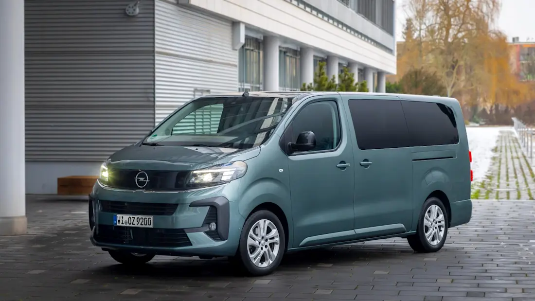 opel-zafira-con-il-nuovo-diesel-2-2-litri (1)