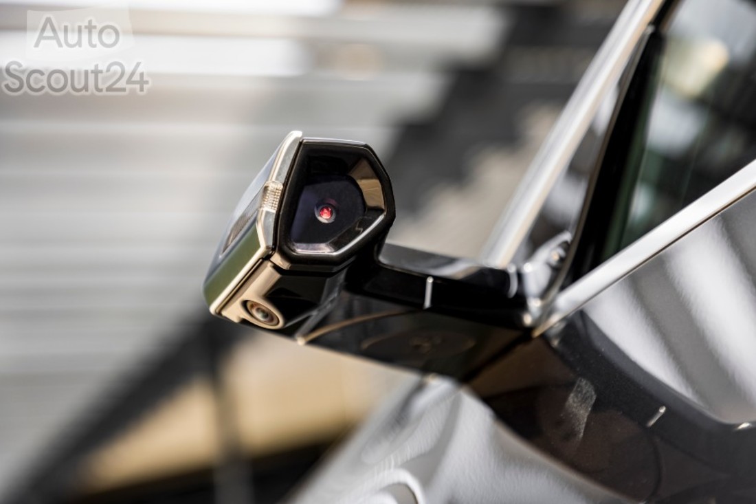 Audi e-tron Sportback alta 26 (1).jpg