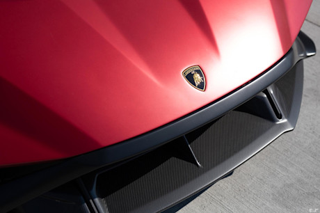 Editorial 2022 lamborghini huracan sto 12 jl cs