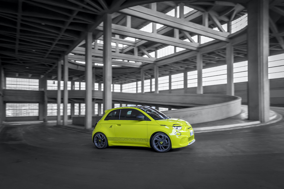 NewAbarth500e