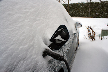 Editorial b01 2019 audi a3 e tron charging covered in snow db