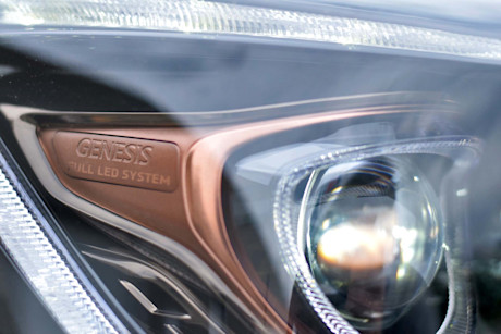 Editorial 2018 genesis g80 sport 08 jp