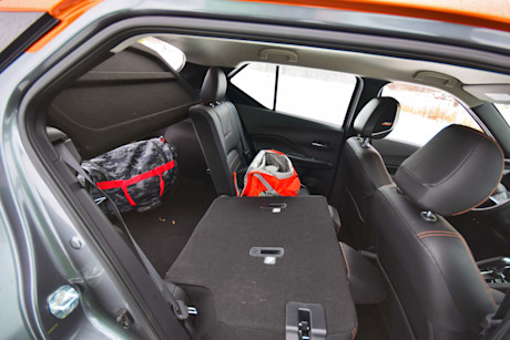 Editorial 2019 nissan kicks sr 34 jp
