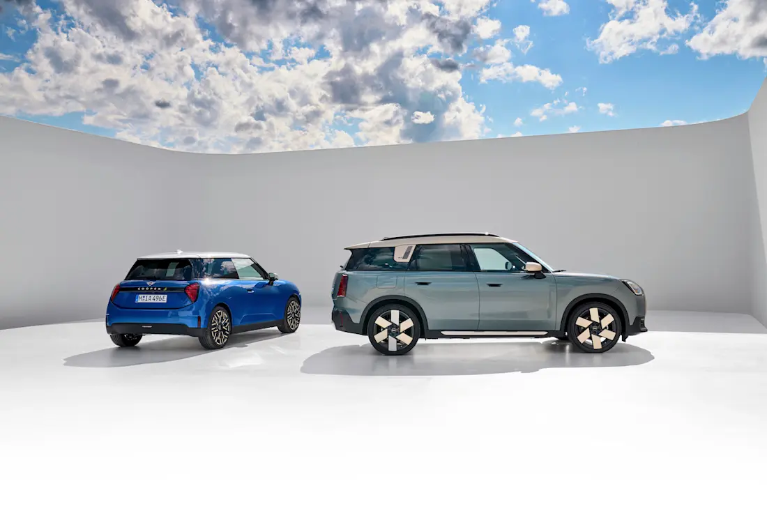 Mini Cooper and Mini Countryman 2023