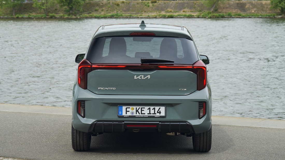 kia-picanto-gtline-exterior-digital-1920x1080-004